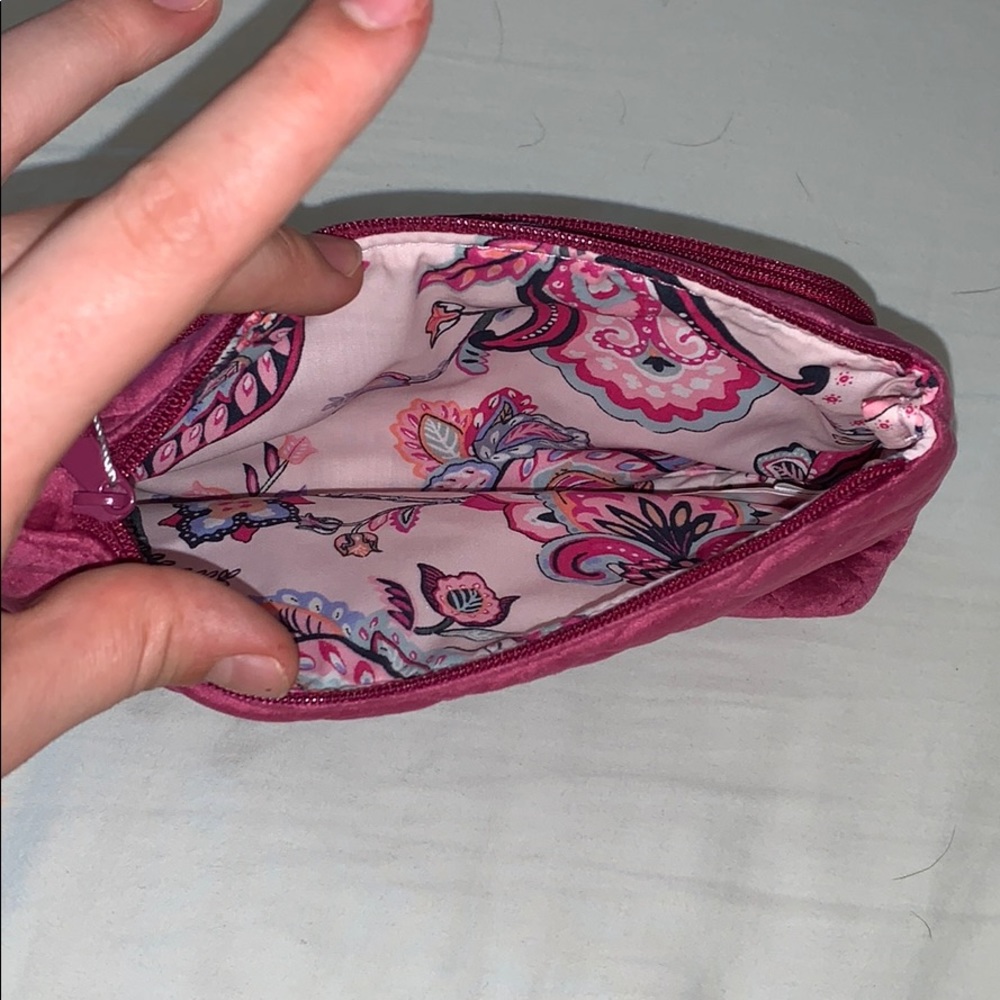 VERA BRADLEY MAKEUP BAG - Picture 4 of 5